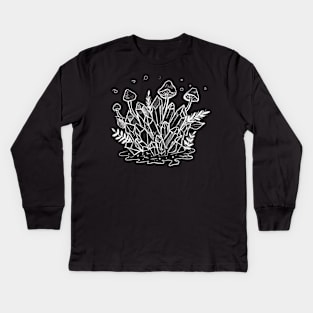 Forrest Witch Crystals, Mushrooms & Foliage Goth Punk Kids Long Sleeve T-Shirt